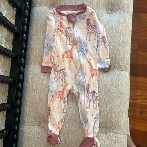 Burt’s bees 6-9mo girls footed pajamas
